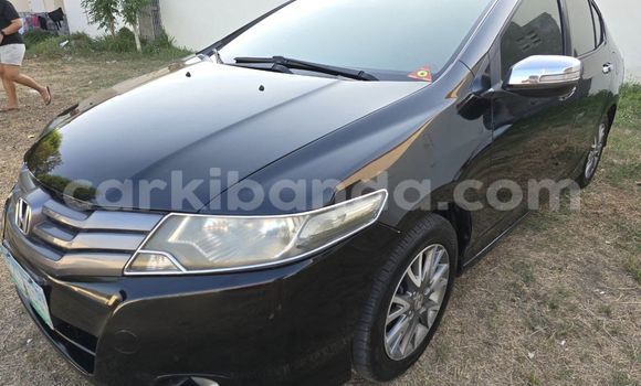 Nunua Ilio tumika Honda City Nyeusi Gari ndani ya Bugiri nchini Mashariki