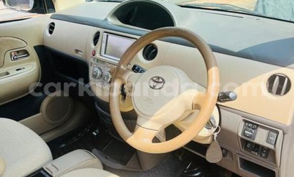 Acheter Occasion Voiture Toyota Sienta Autre à Kampala, Ouganda Acheter Occasion Voiture Toyota Sienta Autre à Kampala, Ouganda