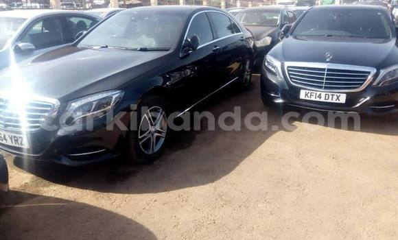 Gura Yakoze Mercedes‒Benz S–Class Black Imodoka i Kampala mu Uganda Gura Yakoze Mercedes‒Benz S–Class Black Imodoka i Kampala mu Uganda