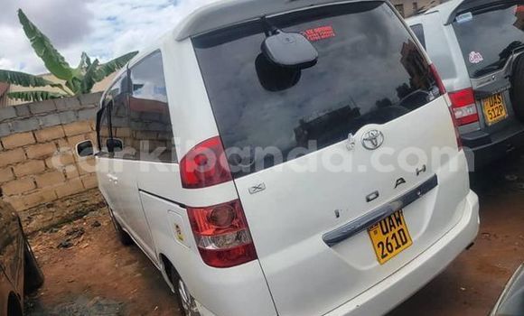 Gura Yakoze Toyota Nadia Other Imodoka i Kampala mu Uganda Gura Yakoze Toyota Nadia Other Imodoka i Kampala mu Uganda