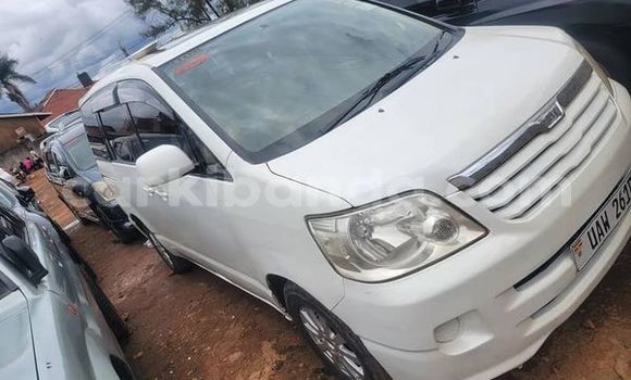 Gura Yakoze Toyota Nadia Other Imodoka i Kampala mu Uganda Gura Yakoze Toyota Nadia Other Imodoka i Kampala mu Uganda