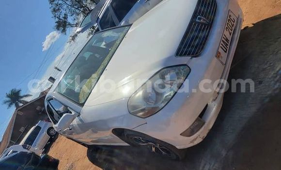 Gura Yakoze Toyota Mark X Other Imodoka i Kampala mu Uganda Gura Yakoze Toyota Mark X Other Imodoka i Kampala mu Uganda