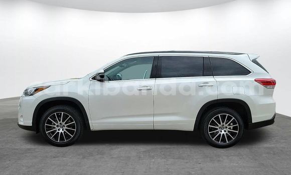 Gura Yakoze Toyota Highlander Other Imodoka i Bombo mu Central Gura Yakoze Toyota Highlander Other Imodoka i Bombo mu Central