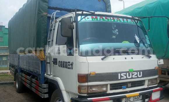 Gura Yakoze Mitsubishi Lancer Cargo White Imodoka i Kampala mu Uganda Gura Yakoze Mitsubishi Lancer Cargo White Imodoka i Kampala mu Uganda