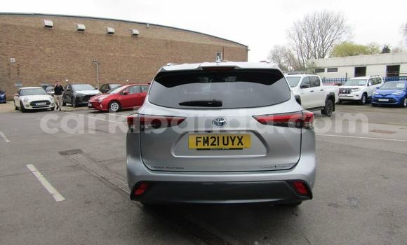 Gura Yakoze Toyota Highlander Other Imodoka i Bugiri mu Eastern Gura Yakoze Toyota Highlander Other Imodoka i Bugiri mu Eastern