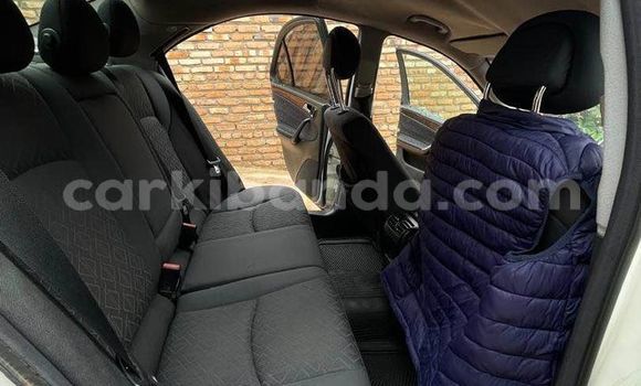 Buy Used Mercedes‒Benz 190 SL White Car in Arua in Uganda Buy Used Mercedes‒Benz 190 SL White Car in Arua in Uganda