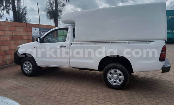 Buy Used Toyota Vigo White Car in Bushenyi in Western Buy Used Toyota Vigo White Car in Bushenyi in Western