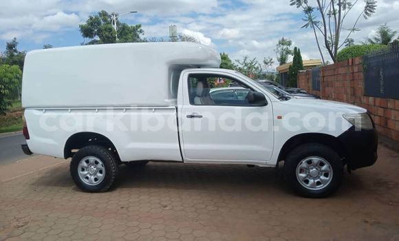 Buy Used Toyota Vigo White Car in Bushenyi in Western Buy Used Toyota Vigo White Car in Bushenyi in Western