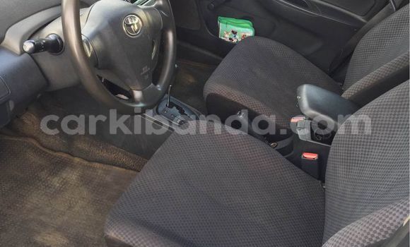 Buy Used Toyota Yaris Black Car in Bombo in Central Buy Used Toyota Yaris Black Car in Bombo in Central