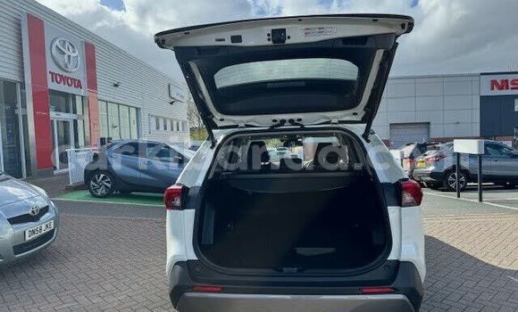 Gura Yakoze Toyota RAV4 Other Imodoka i Bundibugyo mu Western Gura Yakoze Toyota RAV4 Other Imodoka i Bundibugyo mu Western