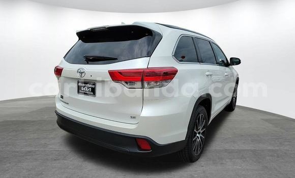 Gura Yakoze Toyota Highlander Other Imodoka i Bundibugyo mu Western Gura Yakoze Toyota Highlander Other Imodoka i Bundibugyo mu Western