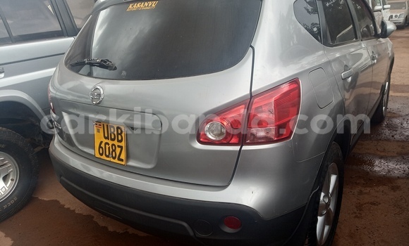 Gura Yakoze Nissan Dualis Other Imodoka i Kampala mu Uganda Gura Yakoze Nissan Dualis Other Imodoka i Kampala mu Uganda