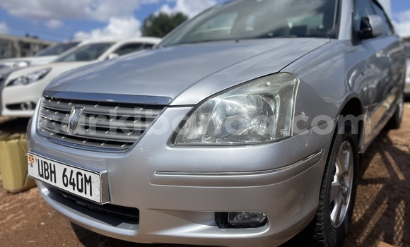 Acheter Occasion Voiture Toyota Premio Gris à Kampala, Ouganda Acheter Occasion Voiture Toyota Premio Gris à Kampala, Ouganda