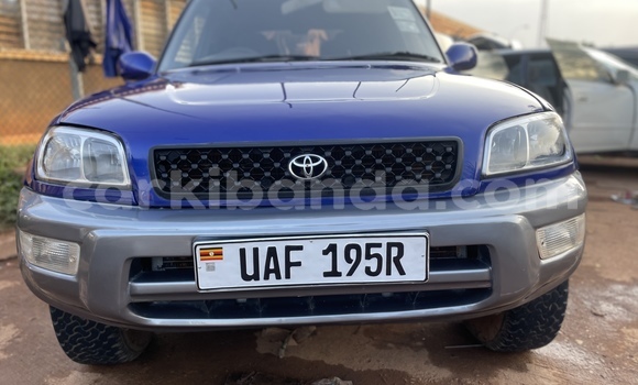 Acheter Occasion Voiture Toyota RAV4 Bleu à Kampala, Ouganda
