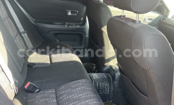 Acheter Occasion Voiture Toyota Altezza Gris à Kampala, Ouganda Acheter Occasion Voiture Toyota Altezza Gris à Kampala, Ouganda