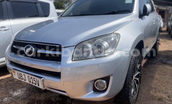 Buy Used Toyota RAV4 Silver Car in Kampala in Uganda Buy Used Toyota RAV4 Silver Car in Kampala in Uganda