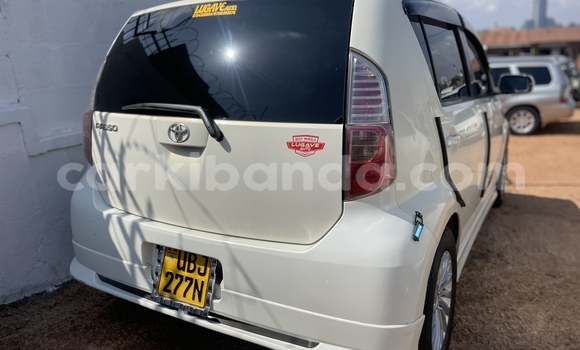 Acheter Occasion Voiture Toyota Passo Autre à Kampala, Ouganda Acheter Occasion Voiture Toyota Passo Autre à Kampala, Ouganda