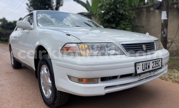 Buy Used Toyota Mark II White Car in Kampala in Uganda Buy Used Toyota Mark II White Car in Kampala in Uganda