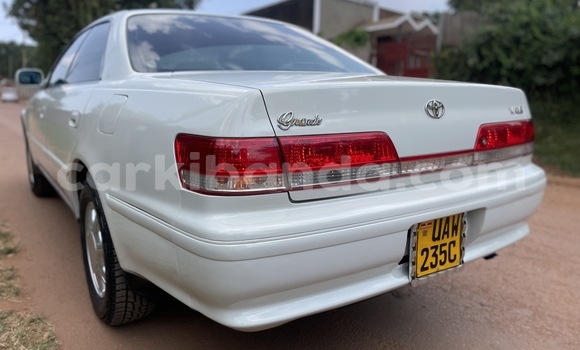 Buy Used Toyota Mark II White Car in Kampala in Uganda Buy Used Toyota Mark II White Car in Kampala in Uganda