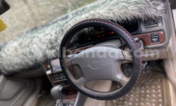 Buy Used Toyota Mark II White Car in Kampala in Uganda Buy Used Toyota Mark II White Car in Kampala in Uganda