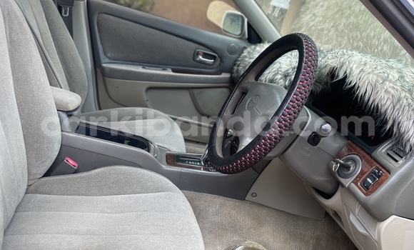 Buy Used Toyota Mark II White Car in Kampala in Uganda Buy Used Toyota Mark II White Car in Kampala in Uganda