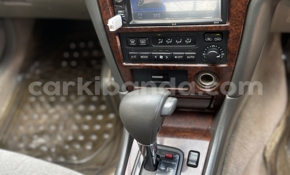 Buy Used Toyota Mark II White Car in Kampala in Uganda Buy Used Toyota Mark II White Car in Kampala in Uganda