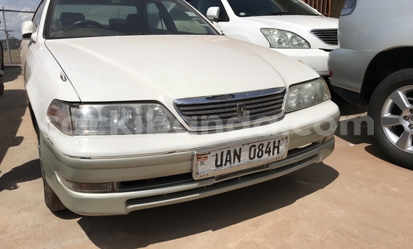 Buy Used Toyota Mark II White Car in Kampala in Uganda