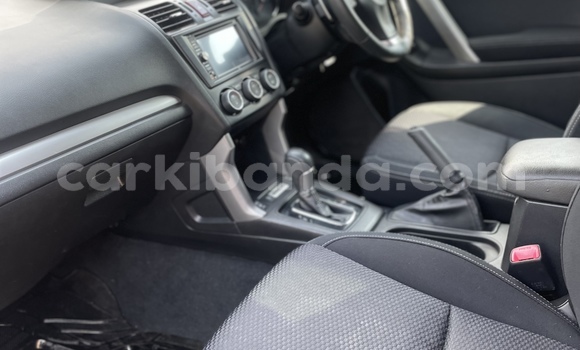 Acheter Occasion Voiture Subaru Forester Gris à Kampala, Ouganda Acheter Occasion Voiture Subaru Forester Gris à Kampala, Ouganda