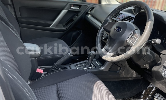 Acheter Occasion Voiture Subaru Forester Gris à Kampala, Ouganda Acheter Occasion Voiture Subaru Forester Gris à Kampala, Ouganda