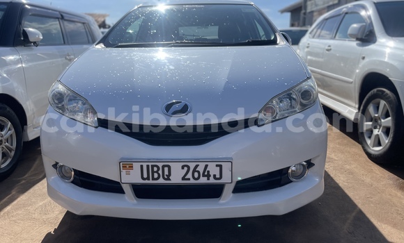 Buy Used Toyota Wish White Car in Kampala in Uganda