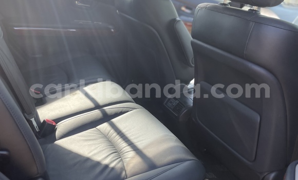 Acheter Occasion Voiture Toyota Harrier Noir à Kampala, Ouganda Acheter Occasion Voiture Toyota Harrier Noir à Kampala, Ouganda