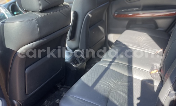 Acheter Occasion Voiture Toyota Harrier Noir à Kampala, Ouganda Acheter Occasion Voiture Toyota Harrier Noir à Kampala, Ouganda