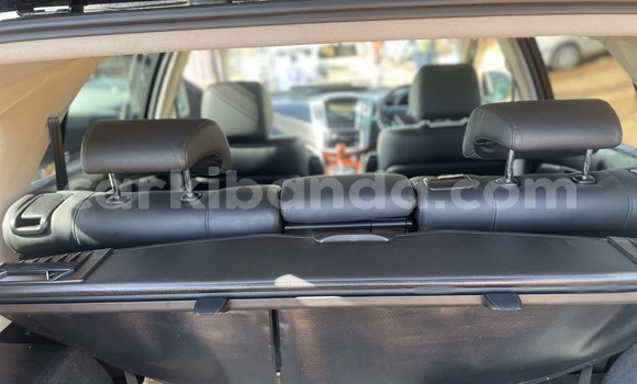 Acheter Occasion Voiture Toyota Harrier Noir à Kampala, Ouganda Acheter Occasion Voiture Toyota Harrier Noir à Kampala, Ouganda