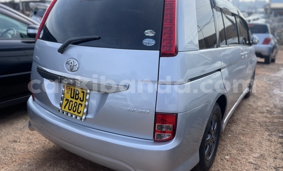 Buy Used Toyota ISis Silver Car in Kampala in Uganda Buy Used Toyota ISis Silver Car in Kampala in Uganda