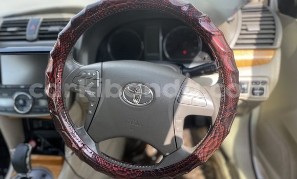 Acheter Occasion Voiture Toyota Premio Blanc à Kampala, Ouganda Acheter Occasion Voiture Toyota Premio Blanc à Kampala, Ouganda