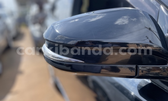 Acheter Occasion Voiture Toyota Harrier Noir à Kampala, Ouganda Acheter Occasion Voiture Toyota Harrier Noir à Kampala, Ouganda