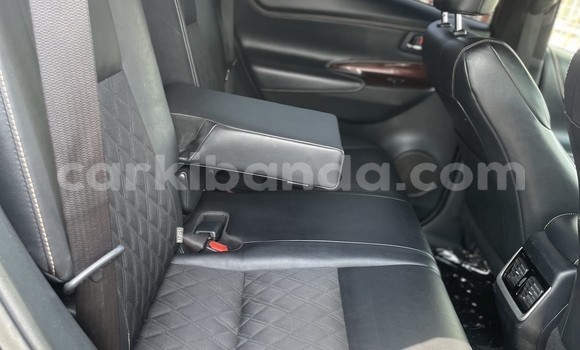 Acheter Occasion Voiture Toyota Harrier Noir à Kampala, Ouganda Acheter Occasion Voiture Toyota Harrier Noir à Kampala, Ouganda