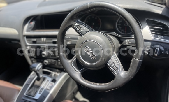 Acheter Occasion Voiture Audi A4 Autre à Kampala, Ouganda Acheter Occasion Voiture Audi A4 Autre à Kampala, Ouganda