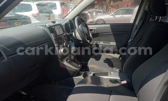 Gura Yakoze Toyota Rush Black Imodoka i Kampala mu Uganda Gura Yakoze Toyota Rush Black Imodoka i Kampala mu Uganda