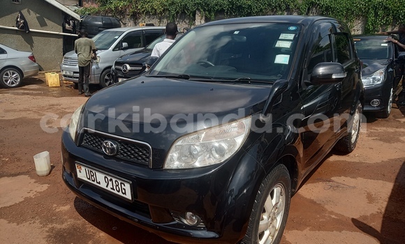 Gura Yakoze Toyota Rush Black Imodoka i Kampala mu Uganda Gura Yakoze Toyota Rush Black Imodoka i Kampala mu Uganda