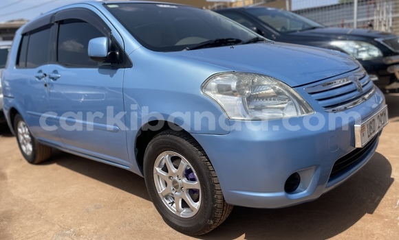 Acheter Occasion Voiture Toyota Raum Bleu à Kampala, Ouganda Acheter Occasion Voiture Toyota Raum Bleu à Kampala, Ouganda
