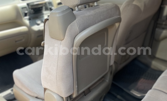 Acheter Occasion Voiture Toyota Raum Bleu à Kampala, Ouganda Acheter Occasion Voiture Toyota Raum Bleu à Kampala, Ouganda