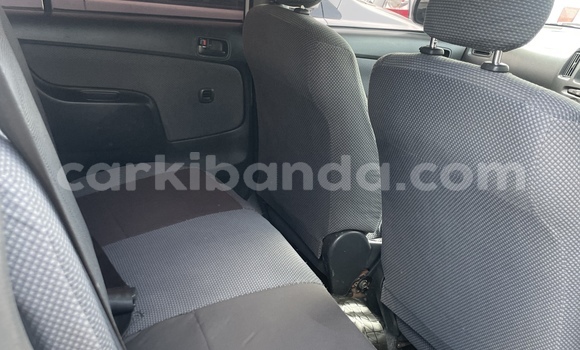 Acheter Occasion Voiture Toyota Probox Gris à Kampala, Ouganda Acheter Occasion Voiture Toyota Probox Gris à Kampala, Ouganda