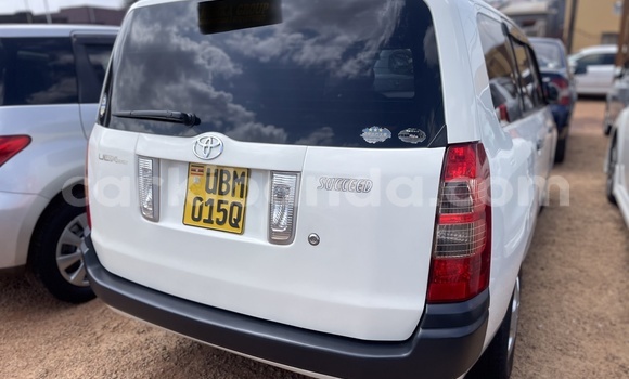 Acheter Occasion Voiture Toyota Probox Gris à Kampala, Ouganda Acheter Occasion Voiture Toyota Probox Gris à Kampala, Ouganda