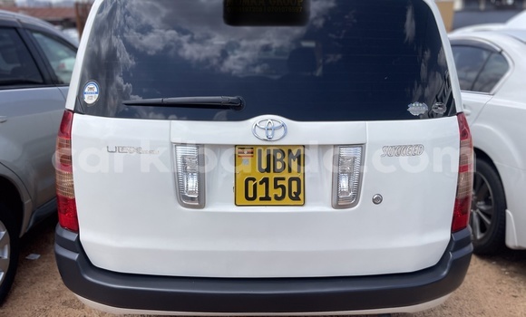 Acheter Occasion Voiture Toyota Probox Gris à Kampala, Ouganda Acheter Occasion Voiture Toyota Probox Gris à Kampala, Ouganda
