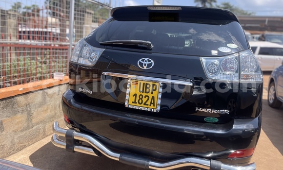 Acheter Occasion Voiture Toyota Harrier Noir à Kampala, Ouganda Acheter Occasion Voiture Toyota Harrier Noir à Kampala, Ouganda