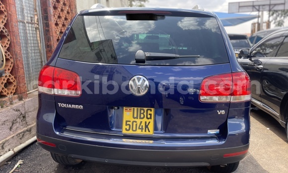 Acheter Occasion Voiture Volkswagen Touareg Noir à Kampala, Ouganda Acheter Occasion Voiture Volkswagen Touareg Noir à Kampala, Ouganda
