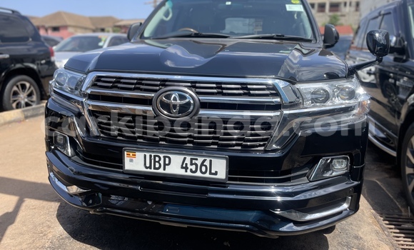 Buy Used Toyota Land Cruiser Black Car in Kampala in Uganda Buy Used Toyota Land Cruiser Black Car in Kampala in Uganda