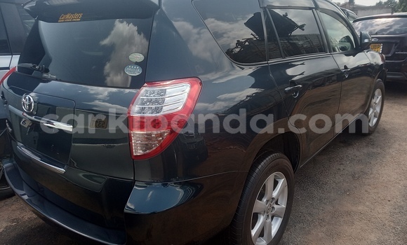 Buy Used Toyota Vanguard Blue Car in Kampala in Uganda Buy Used Toyota Vanguard Blue Car in Kampala in Uganda