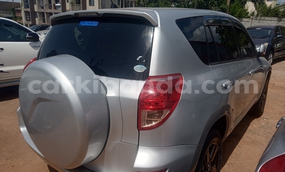 Buy Used Toyota RAV4 Silver Car in Kampala in Uganda Buy Used Toyota RAV4 Silver Car in Kampala in Uganda